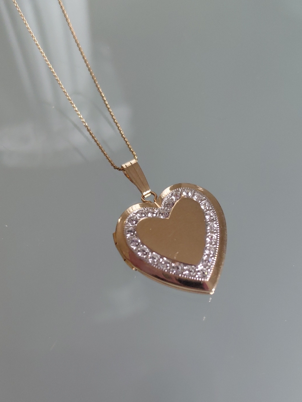 Vintage 14K Gold Filled Rhinestone Heart Locket Necklace 17.25"